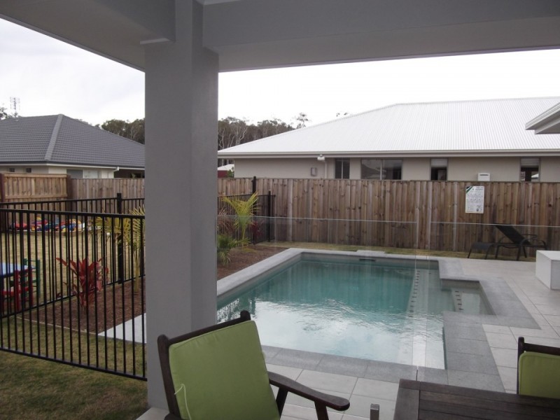 4 Oakbridge Way, Peregian Springs QLD 4573