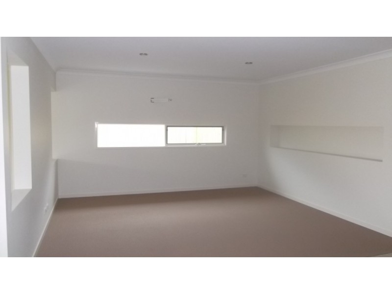 33 Glen Abby Avenue, Peregian Springs QLD 4573