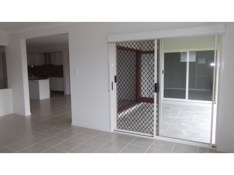 33 Glen Abby Avenue, Peregian Springs QLD 4573