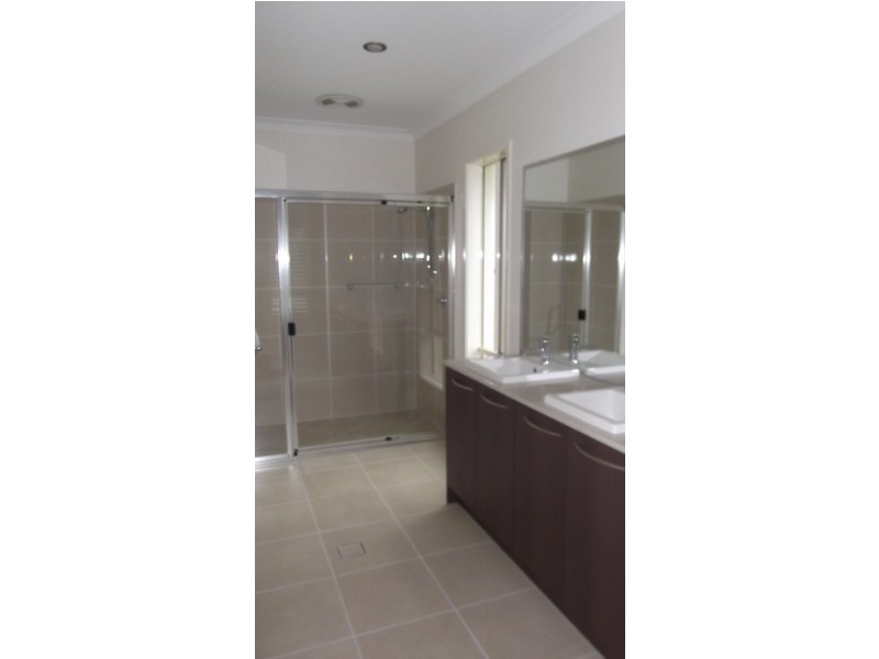 33 Glen Abby Avenue, Peregian Springs QLD 4573