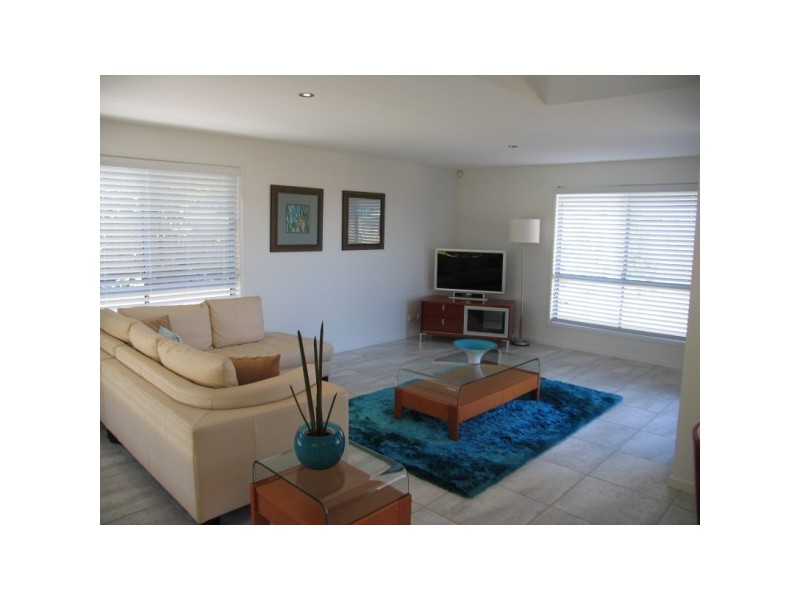 162 The Avenue, Peregian Springs QLD 4573