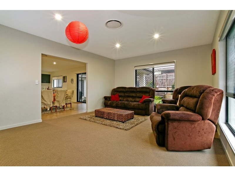 29 Maidstone Crescent, Peregian Springs QLD 4573