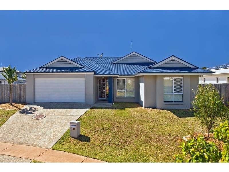 10 Goldenbell Place, Peregian Springs QLD 4573