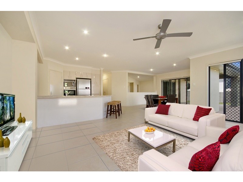 13 Waterville Way, Peregian Springs QLD 4573