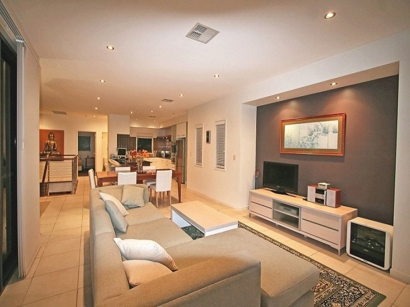 45/115 Peregian Springs Drive, Peregian Springs QLD 4573