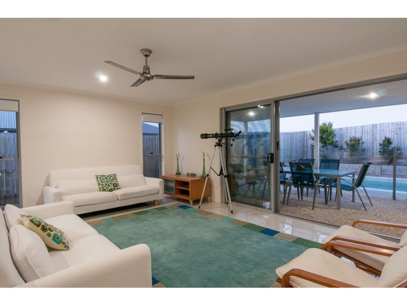 44 Selkirk Way, Peregian Springs QLD 4573