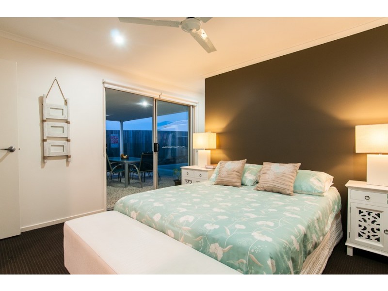 44 Selkirk Way, Peregian Springs QLD 4573