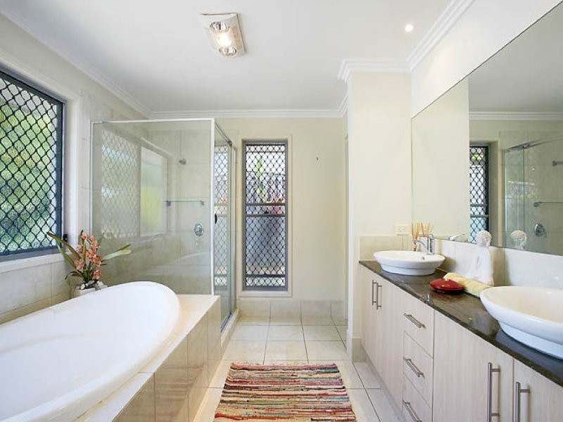 22 Riviera Crescent, Peregian Springs QLD 4573