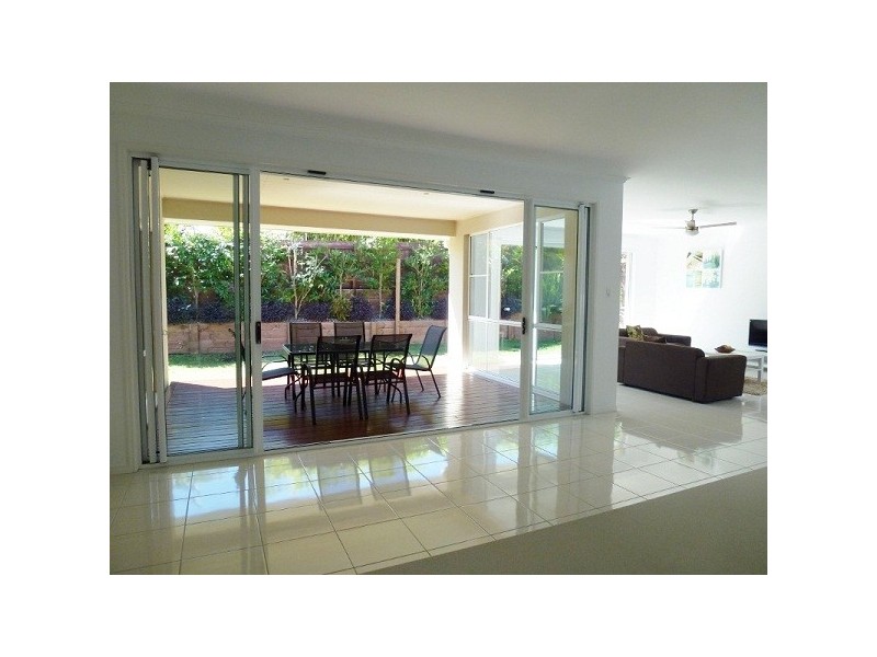 33 Jacksonia Place, Noosaville QLD 4566