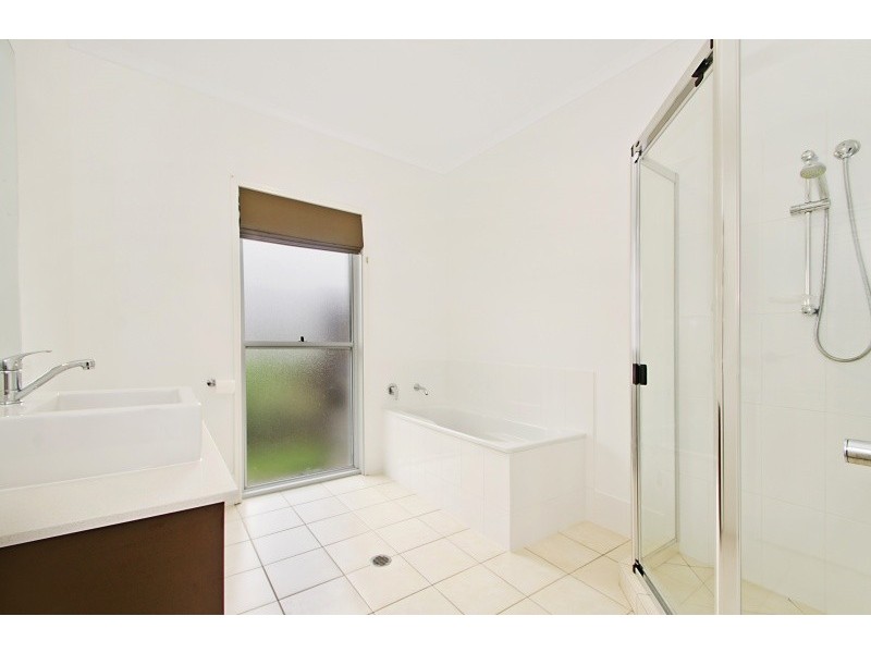 33 Jacksonia Place, Noosaville QLD 4566