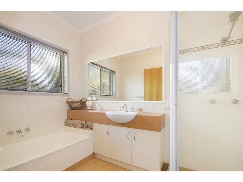 3 Glenoak Avenue, Peregian Springs QLD 4573