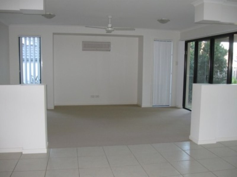 10 Selkirk Way, Peregian Springs QLD 4573