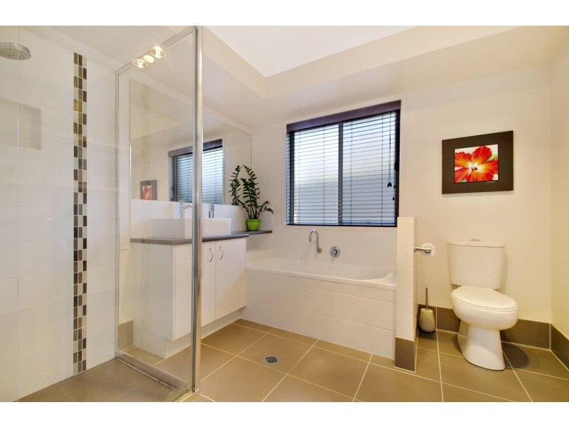 23 Selkirk Way, Peregian Springs QLD 4573