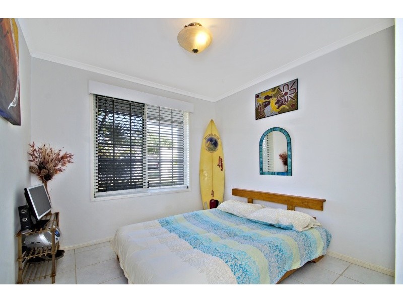 18 Southern Cross Parade, Sunrise Beach QLD 4567