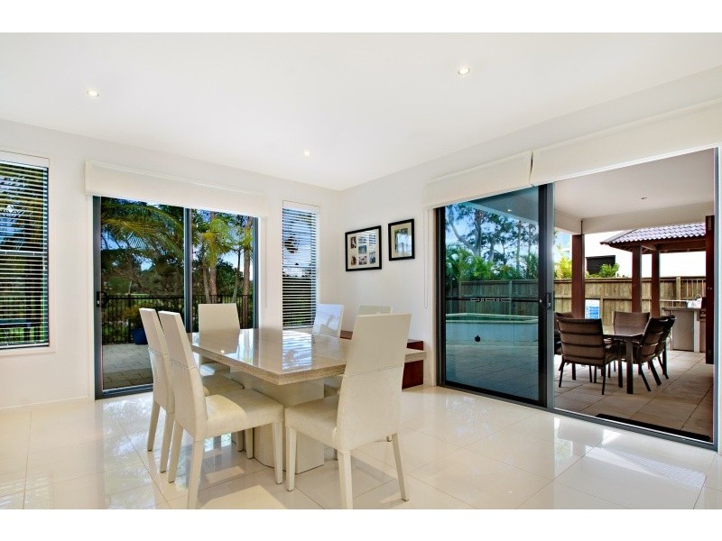 15/115 Peregian Springs Drive, Peregian Springs QLD 4573