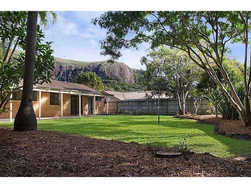 4 Jarnahill Drive, Mount Coolum QLD 4573