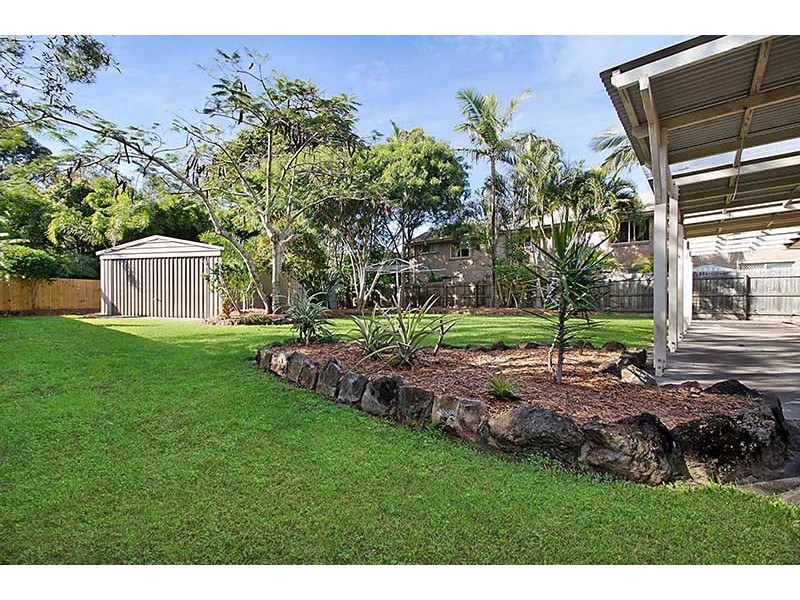 4 Jarnahill Drive, Mount Coolum QLD 4573