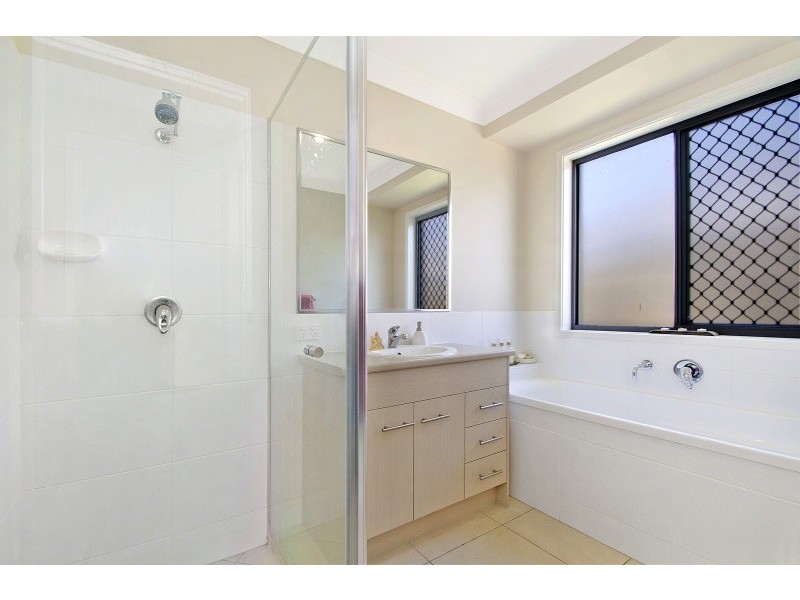 39 Gainsborough Crescent, Peregian Springs QLD 4573