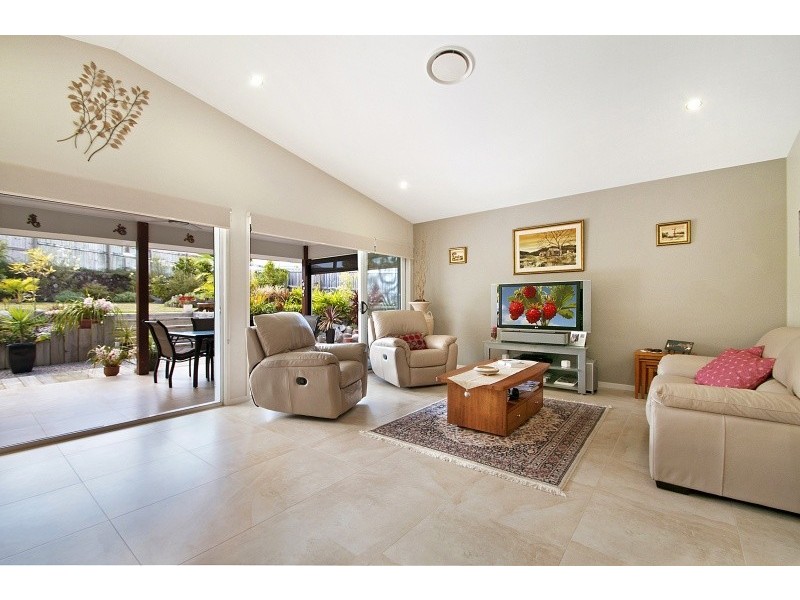 6 Pebble Court, Peregian Springs QLD 4573
