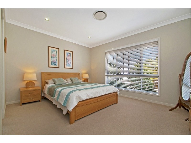 6 Pebble Court, Peregian Springs QLD 4573