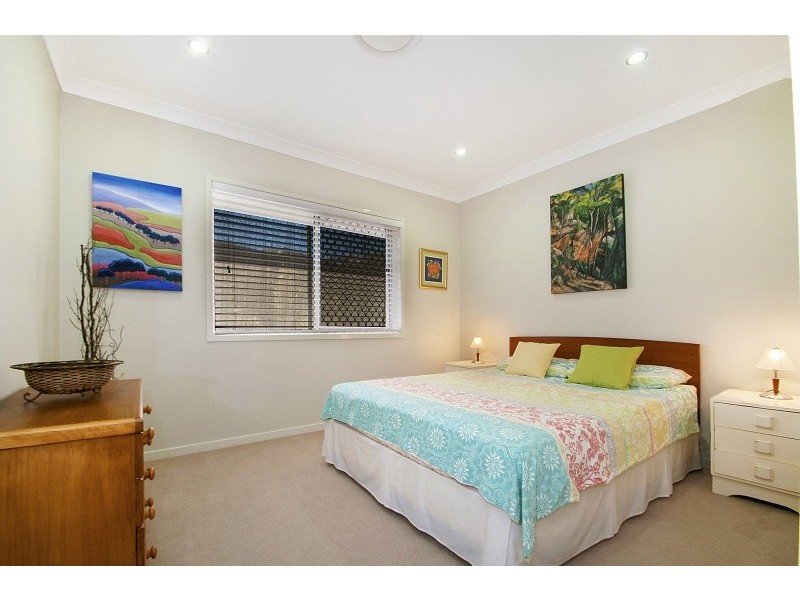 6 Pebble Court, Peregian Springs QLD 4573