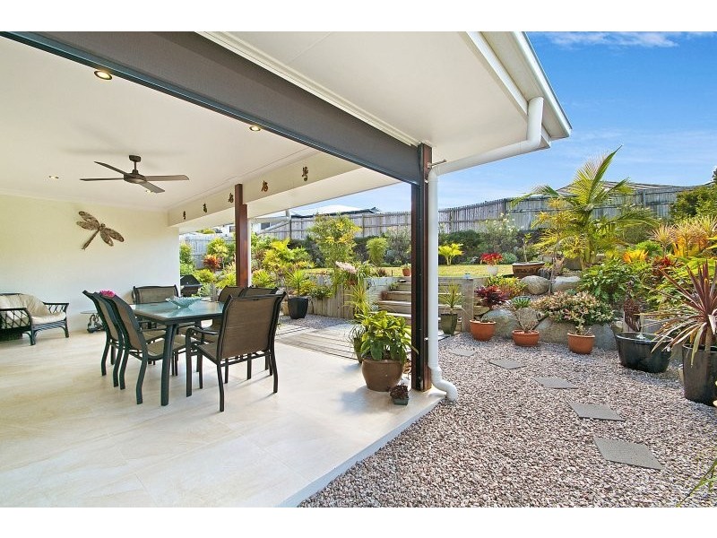 6 Pebble Court, Peregian Springs QLD 4573