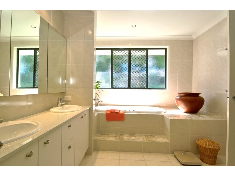 14 Bellerive Avenue, Peregian Springs QLD 4573