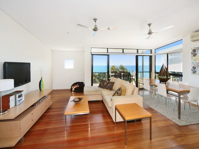 33/1 Bay Tce, Coolum Beach QLD 4573