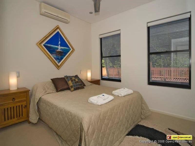 33/1 Bay Tce, Coolum Beach QLD 4573