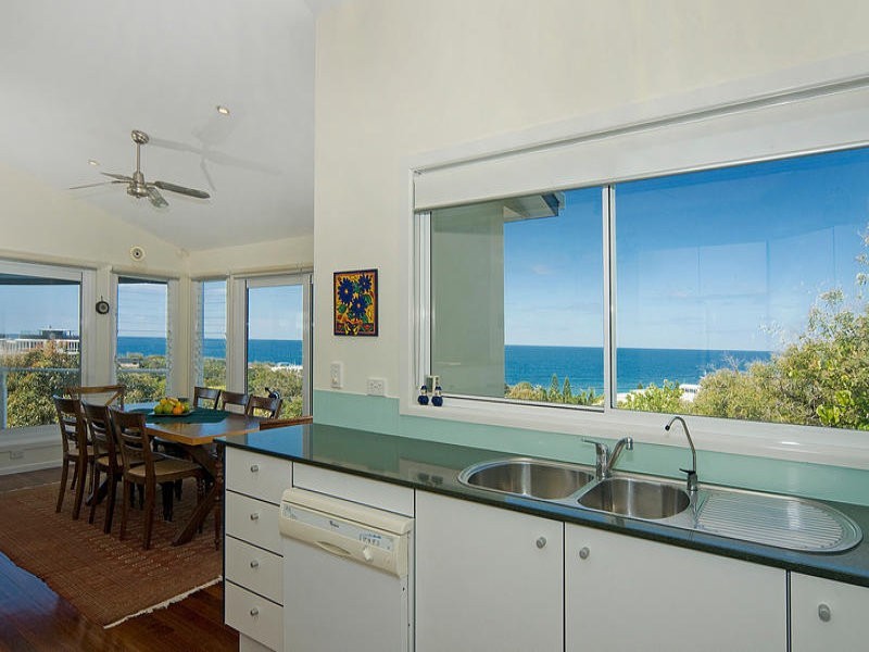 1566 David Low Way, Coolum Beach QLD 4573