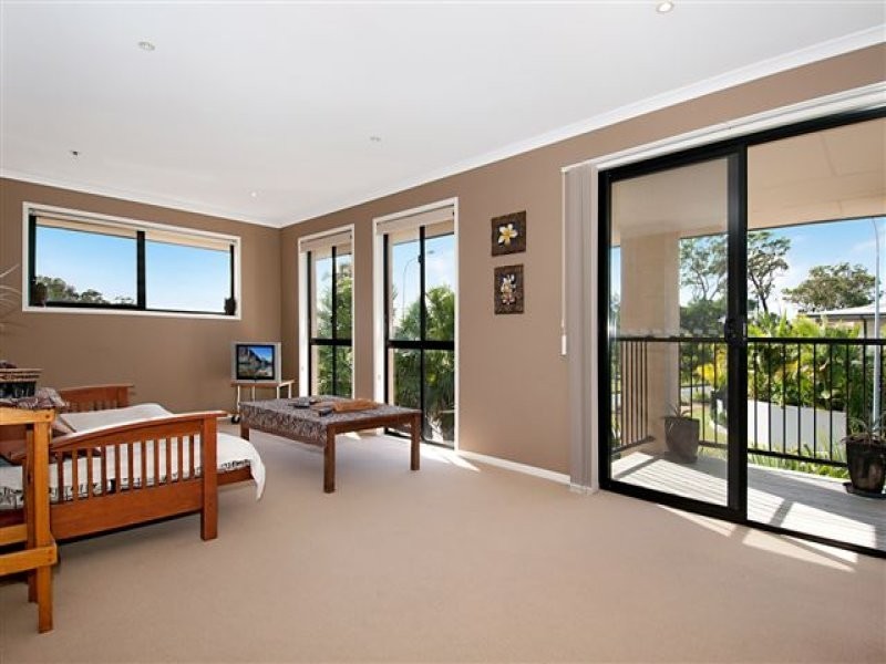 33 Crestview Drive, Peregian Springs QLD 4573