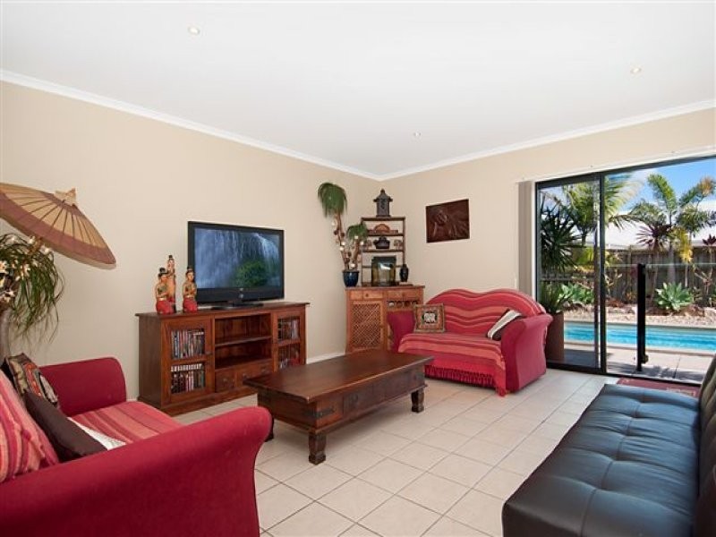 33 Crestview Drive, Peregian Springs QLD 4573