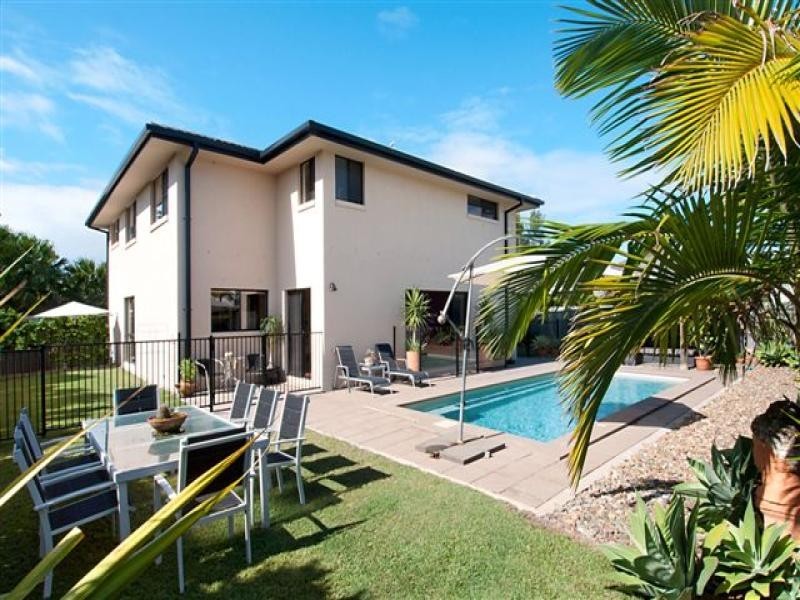 33 Crestview Drive, Peregian Springs QLD 4573