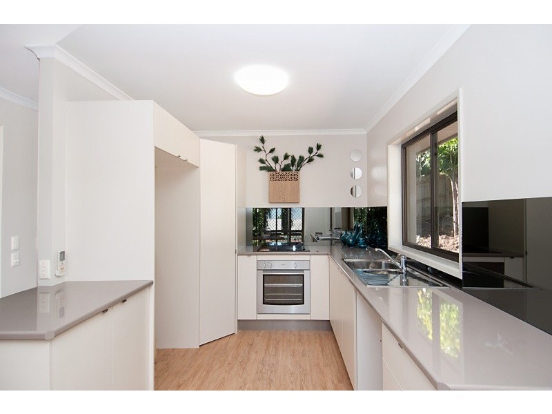 284 David Low Way, Peregian Beach QLD 4573