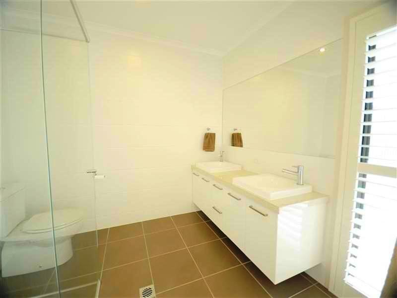 14 Glen Abby, Peregian Springs QLD 4573