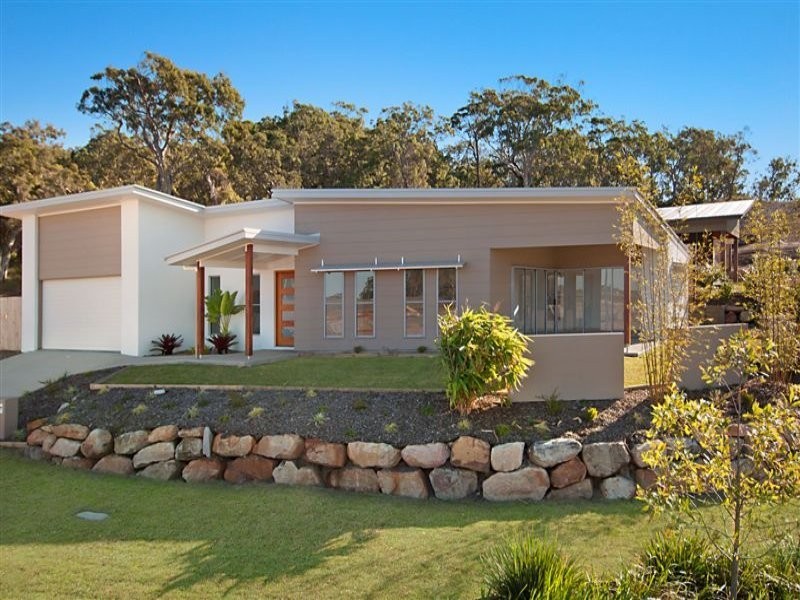 10 Finch Terrace, Peregian Springs QLD 4573