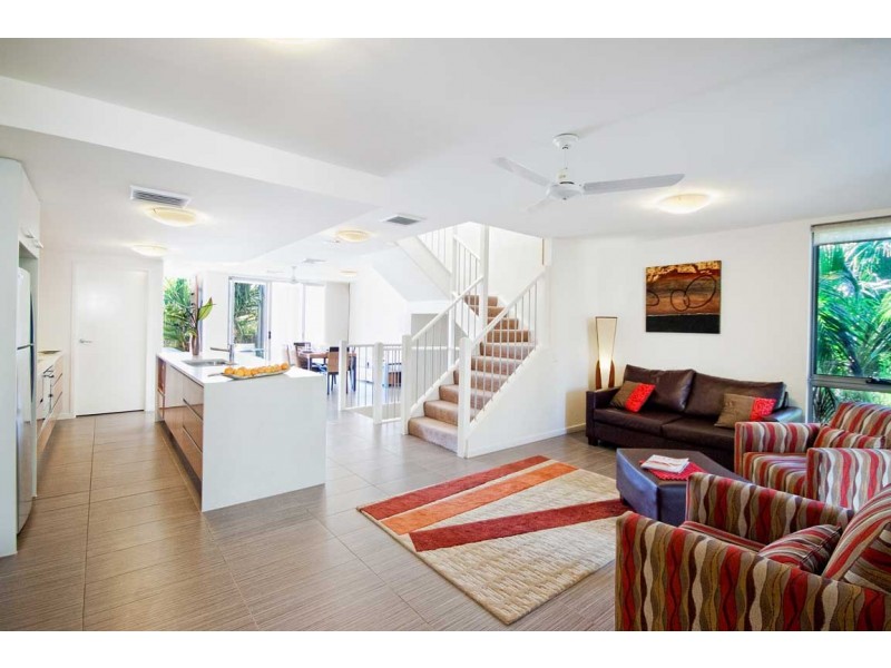 2/1838 David Low Way, Coolum Beach QLD 4573