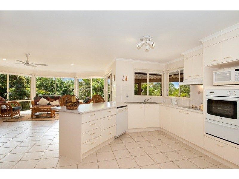 135 Ocean Vista Drive, Maroochy River QLD 4561