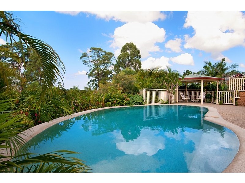 135 Ocean Vista Drive, Maroochy River QLD 4561