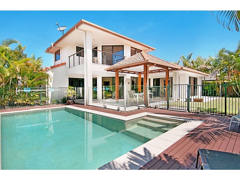 14 Greenside Court, Peregian Springs QLD 4573