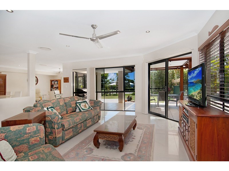 14 Greenside Court, Peregian Springs QLD 4573