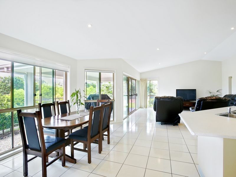 15 Pennant Court, Peregian Springs QLD 4573