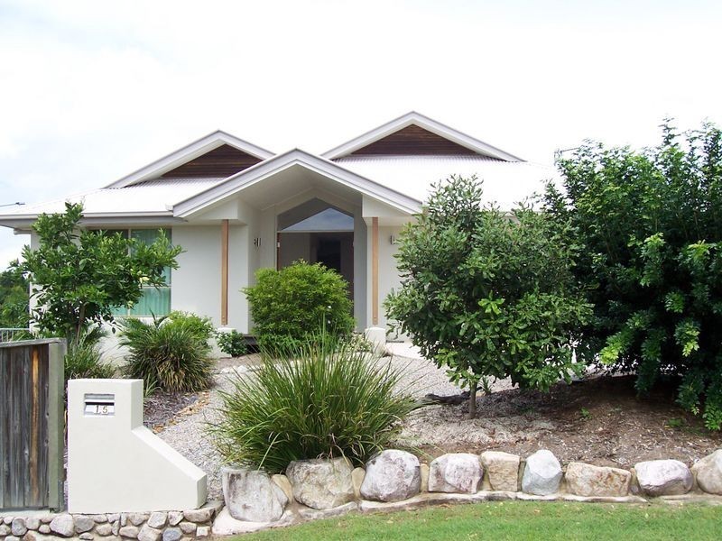 15 Pennant Court, Peregian Springs QLD 4573
