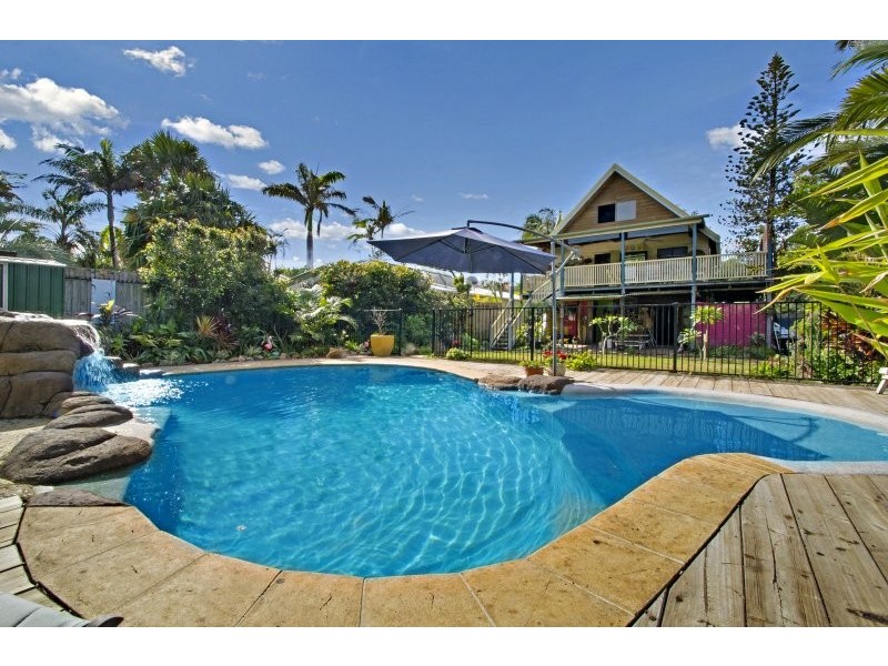 24 Yerranya Row, Yaroomba QLD 4573