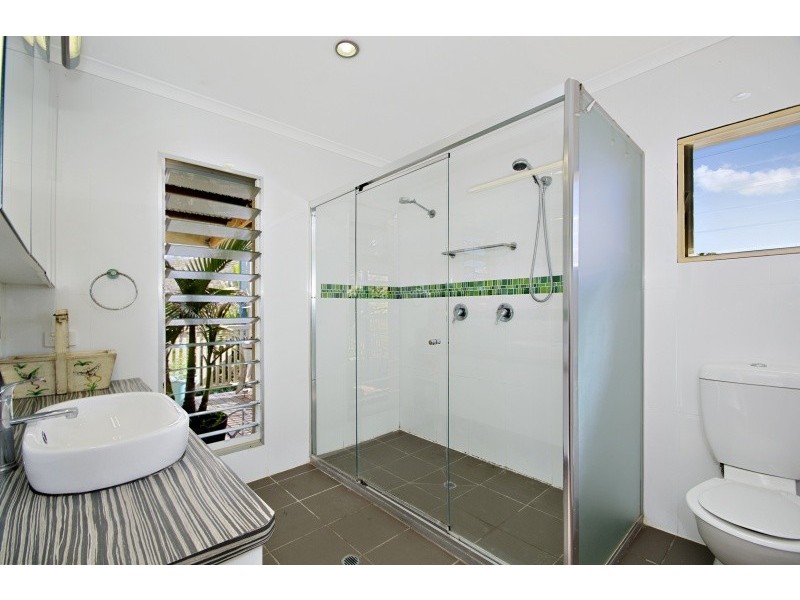 24 Yerranya Row, Yaroomba QLD 4573