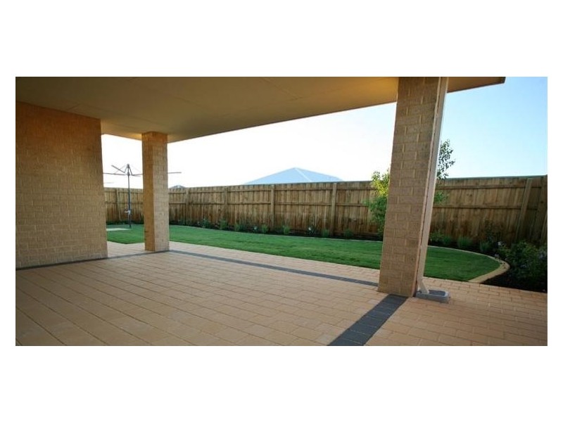 Meadow Springs WA 6210