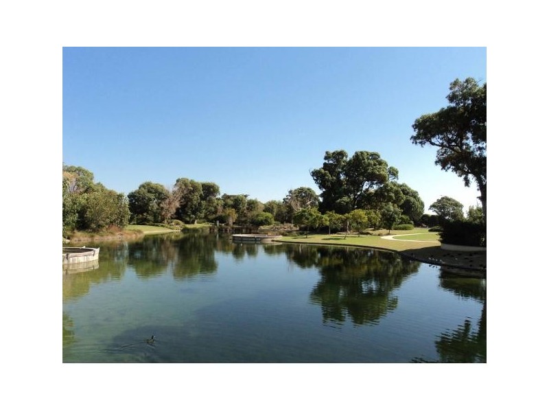 Meadow Springs WA 6210