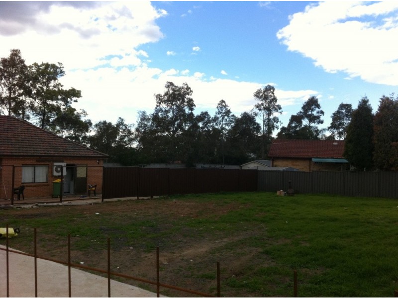 11 Keeden Place, Bonnyrigg NSW 2177