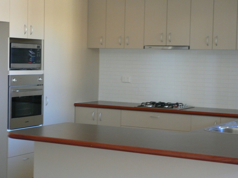 Unit 6/2 The Pass, Dawesville WA 6211