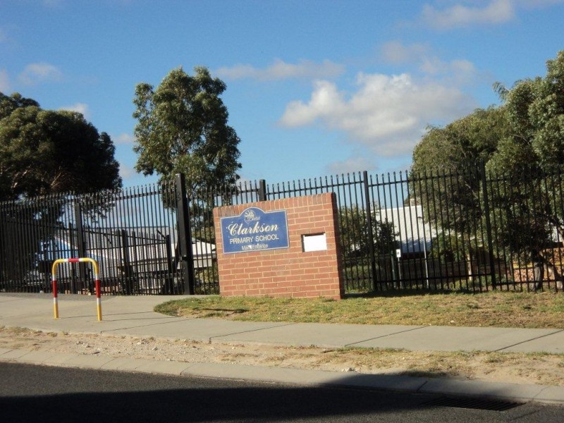 2/1 Nilsen, Clarkson WA 6030